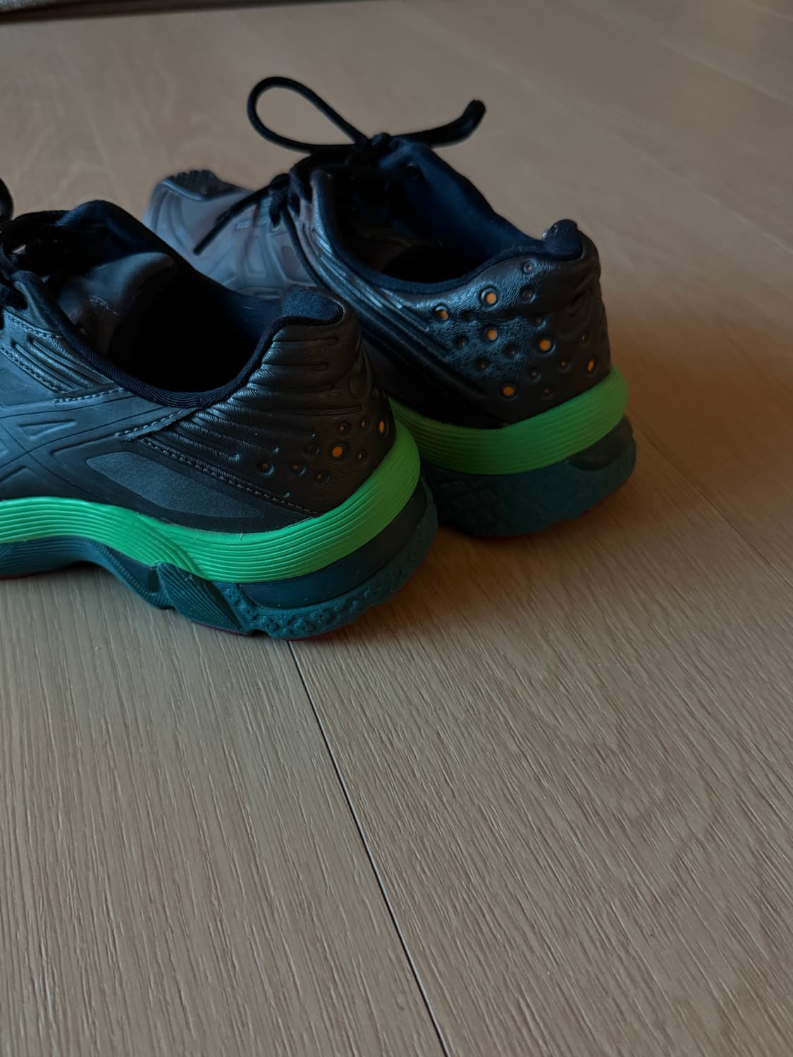 키코코스타디노브 x 아식스 젤 테서렉트 건메탈 230 상품이미지3