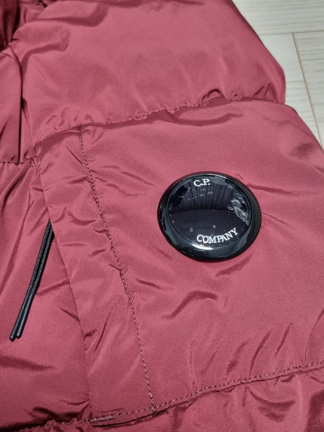 cp컴퍼니 나이크라 패딩 상품이미지6