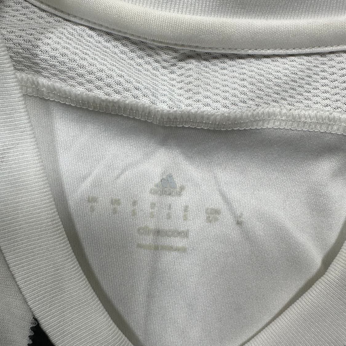 ✨ (바배) 아디다스 15-16 유벤투스 홈 축구 유니폼  상품이미지3