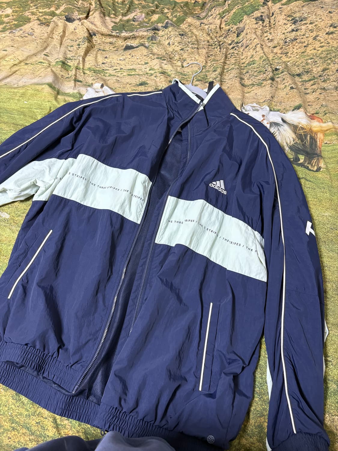 아디다스 바람막이.  상품이미지1