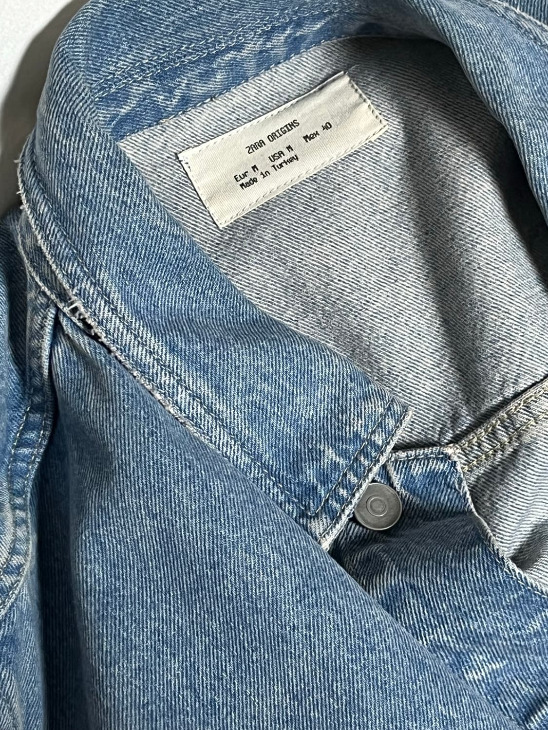 자라 데님 트러커 자켓 상품이미지3