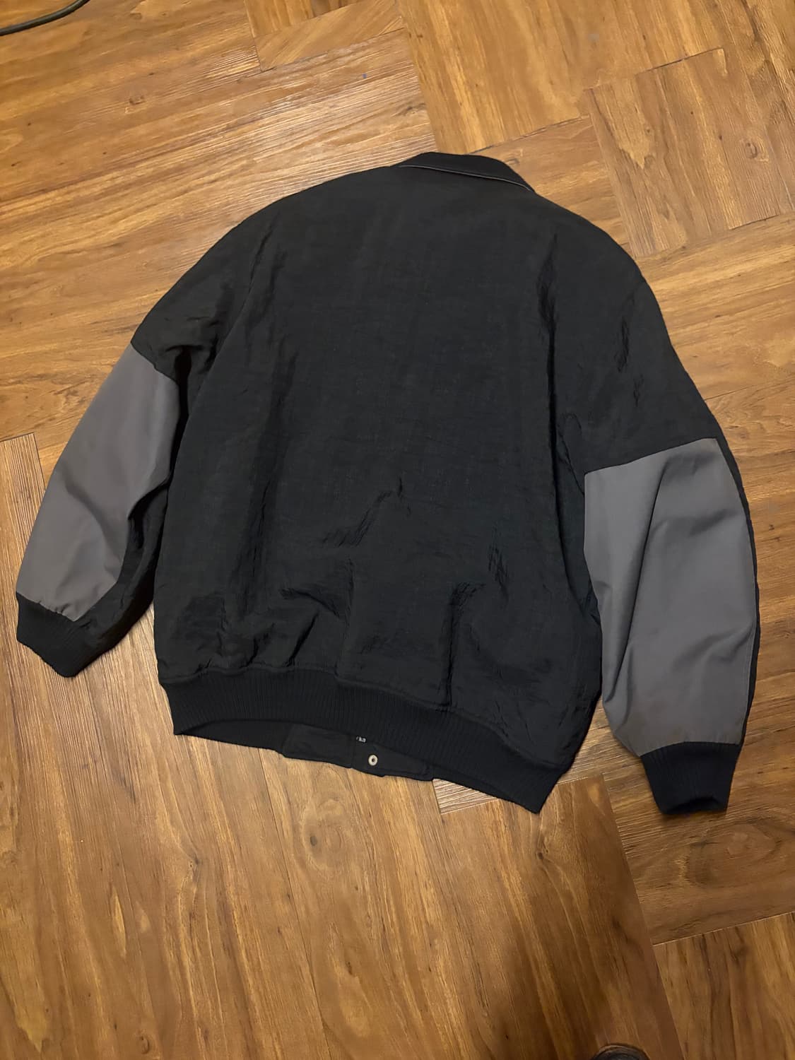 80s KOREAN VINTAGE LEATHER POCKET BOMBER 상품이미지9