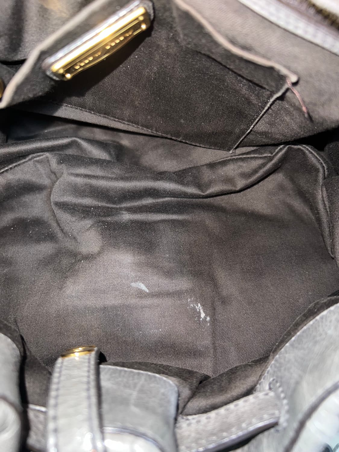 미우미우 투웨이 마테라쎄 숄더백 상품이미지7