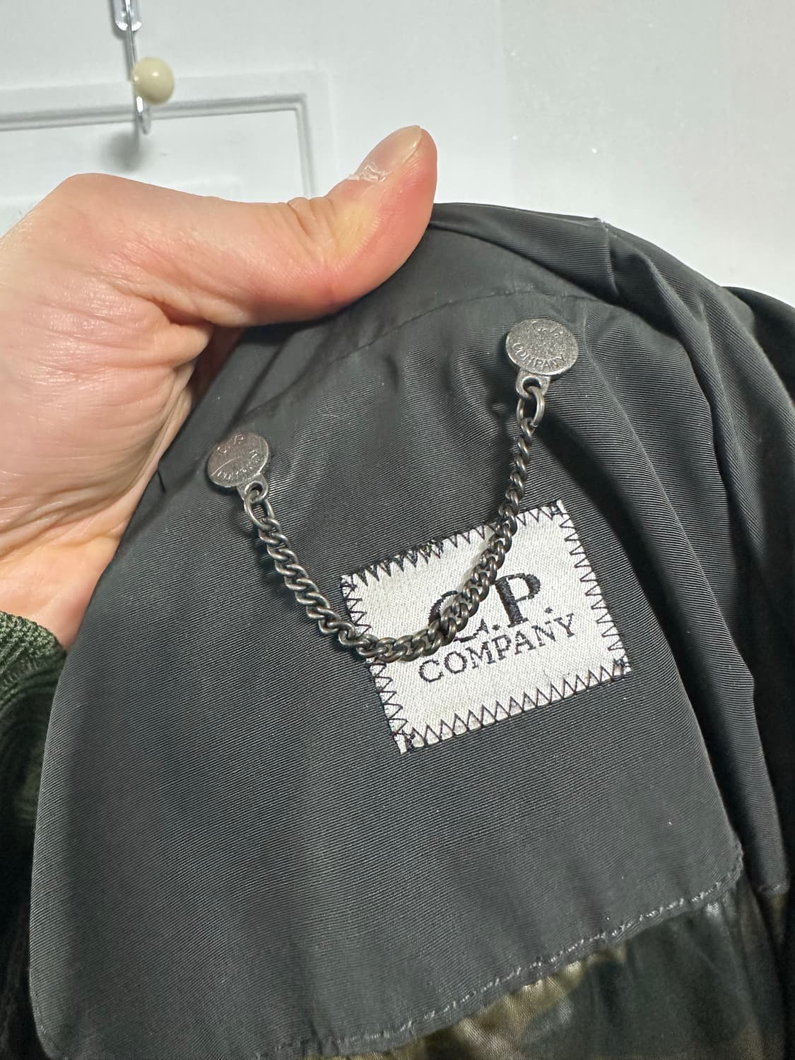 CP컴퍼니 고글 패딩 상품이미지5