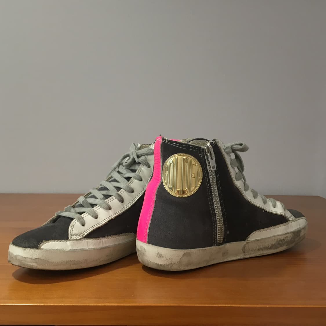 골든구스 한정판 Francy 하이탑 스니커즈 36 사이즈 상품이미지2