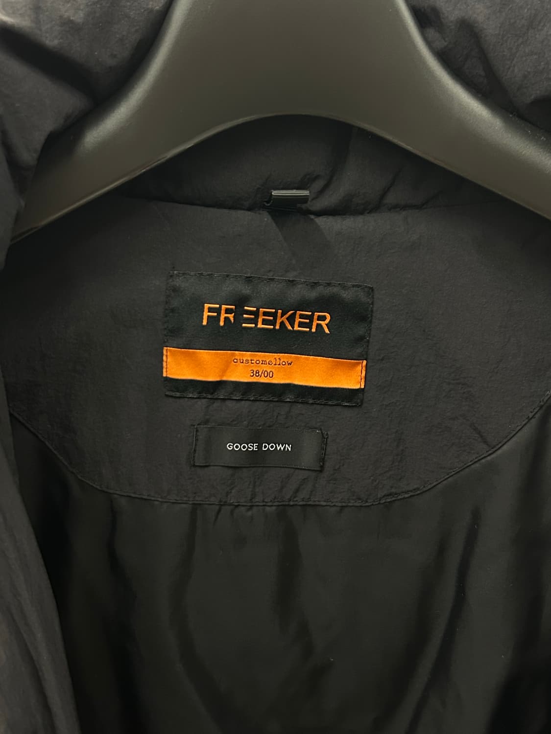 커스텀멜로우 블랙 하이넥 구스 다운 패딩 점퍼 상품이미지5