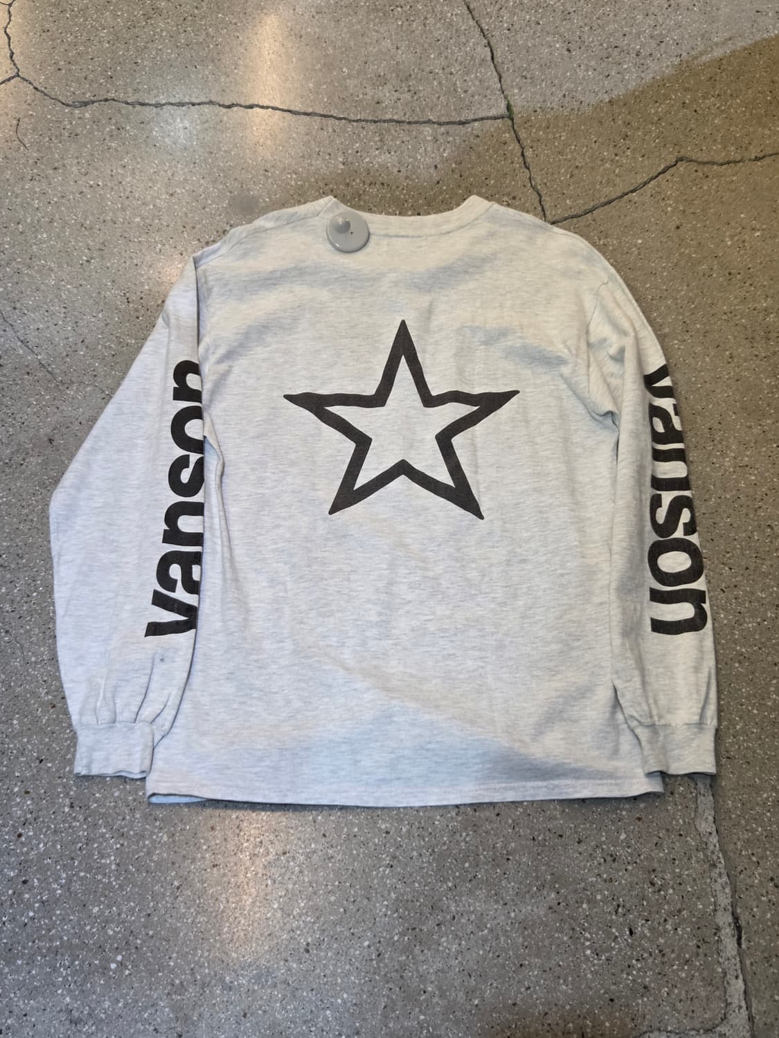 Vanson 밴슨 오트밀그레이 레터링 롱슬리브 상품이미지3