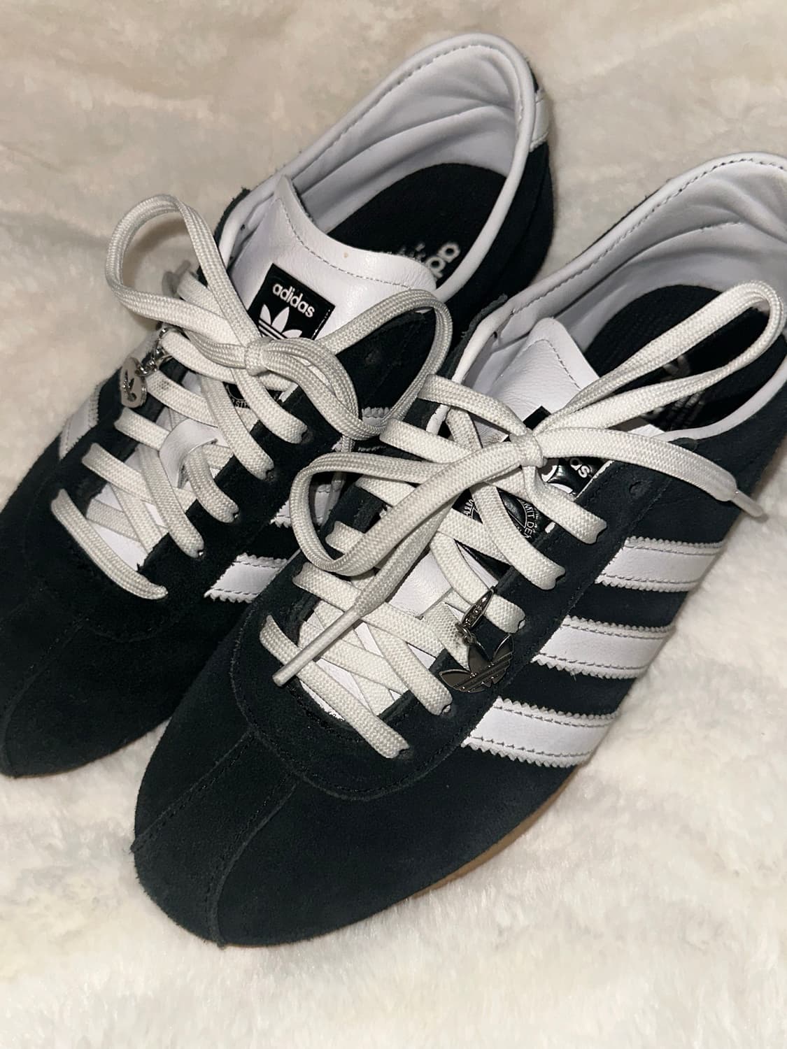 아디다스 도쿄 코어 블랙 클라우드 화이트 상품이미지2