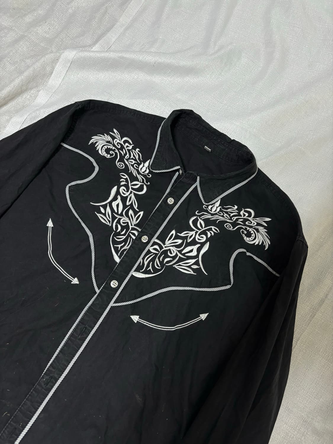 “Unknown” Western Design Black Shirts 상품이미지9