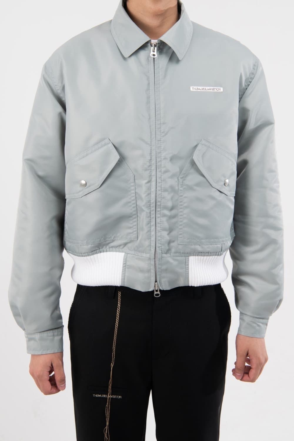 더뮤지엄비지터 회화의방 봄버자켓 상품이미지4