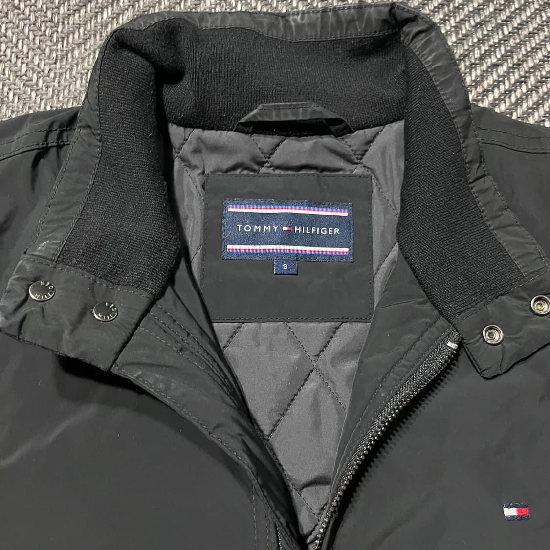 TOMMY HILFIGER 타미 퀄팅 나일론 해링턴 자켓 상품이미지4