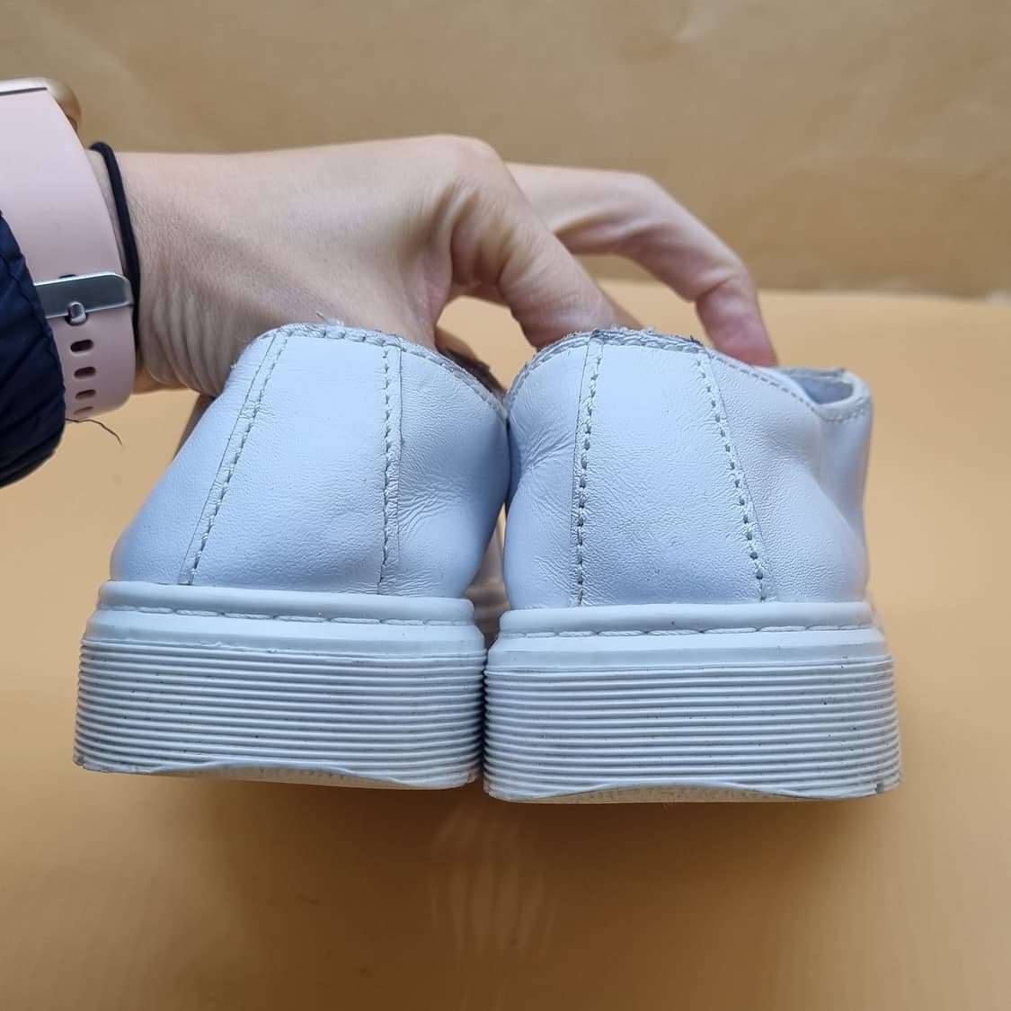 닥터마틴 알렉세이 여성스니커즈37 240 상품이미지4