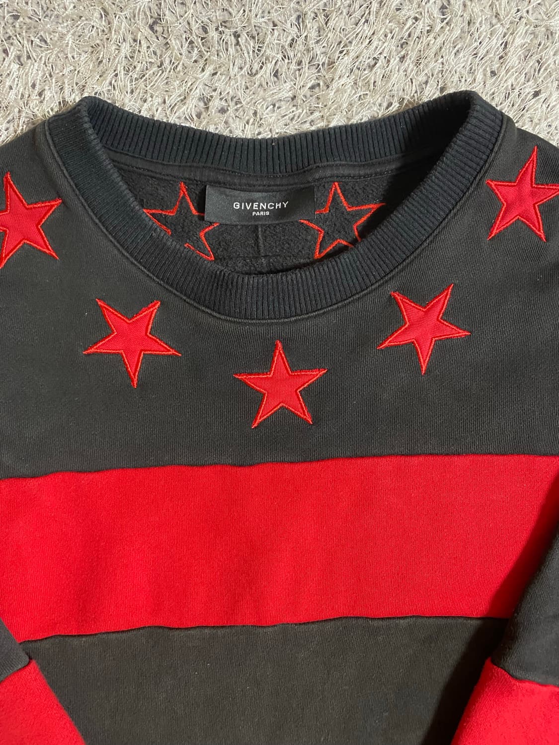 지방시 스타패치 맨투맨 상품이미지3