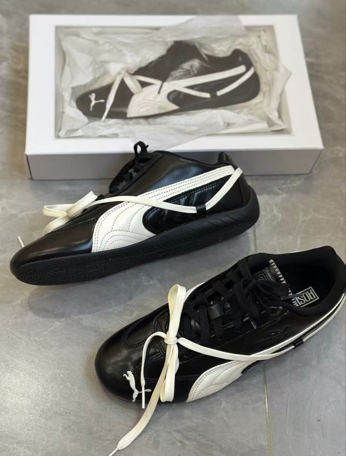 (W) 푸마 x 로제 스피드캣 PRM 블랙 웜 화이트 250MM
 상품이미지2