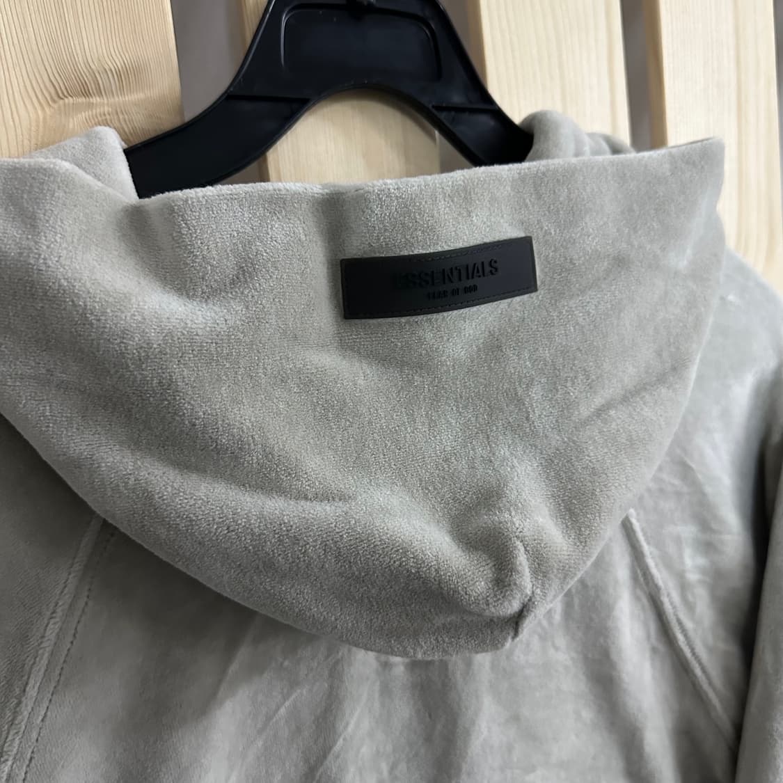 (S) 피어오브갓 에센셜 베이지 벨벳 래글런 후드티 상품이미지4