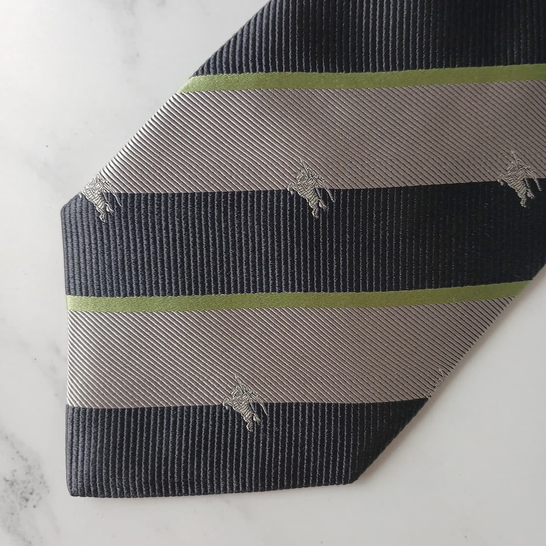 버버리 네이비 & 그레이 스트라이프 넥타이 9.5cm A+등급 E891 상품이미지6