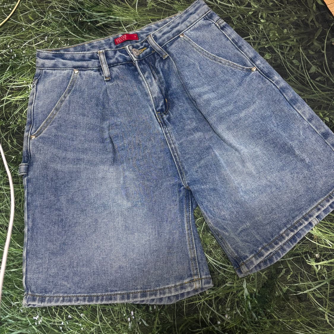 비터셀즈 비터쉘즈 하트 데님 버뮤다 2 사이즈 무신사 청반바지 청바지 상품이미지1