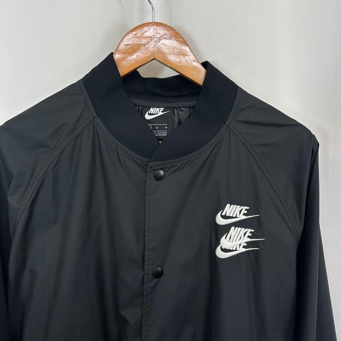  나이키 남자 얇은 똑딱이 자켓 검정 M  상품이미지2