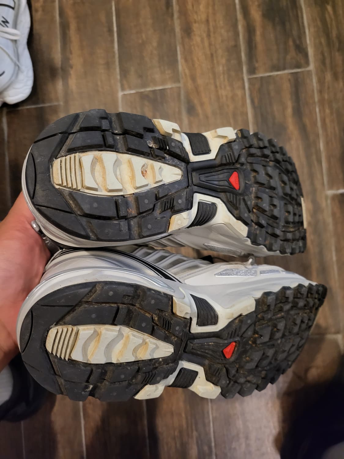 살로몬 운동화 화이트 실버 260 상품이미지5