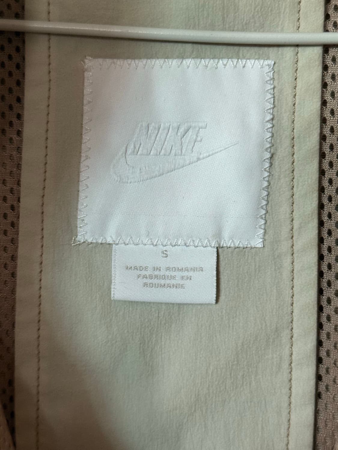 스톤아일랜드 윈드러너 상품이미지3