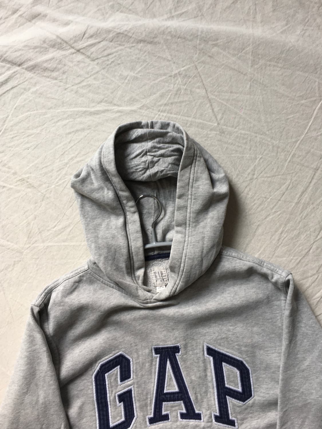 갭 자수패치 후드티 상품이미지3