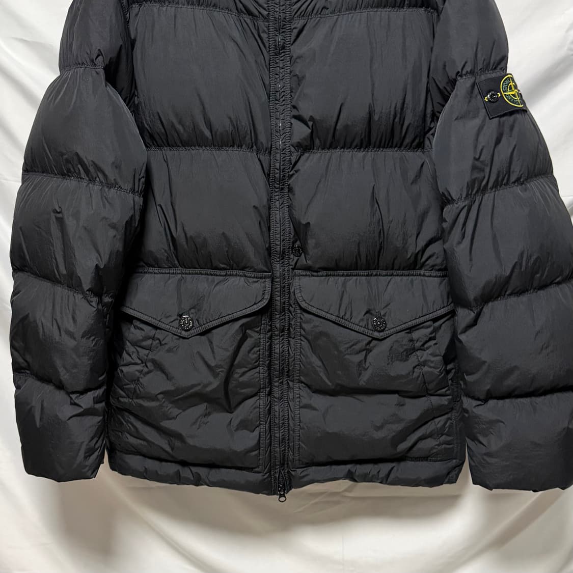 [S+급/2XL] 24FW 스톤아일랜드 크링클랩스 후드 패딩 블랙 상품이미지4