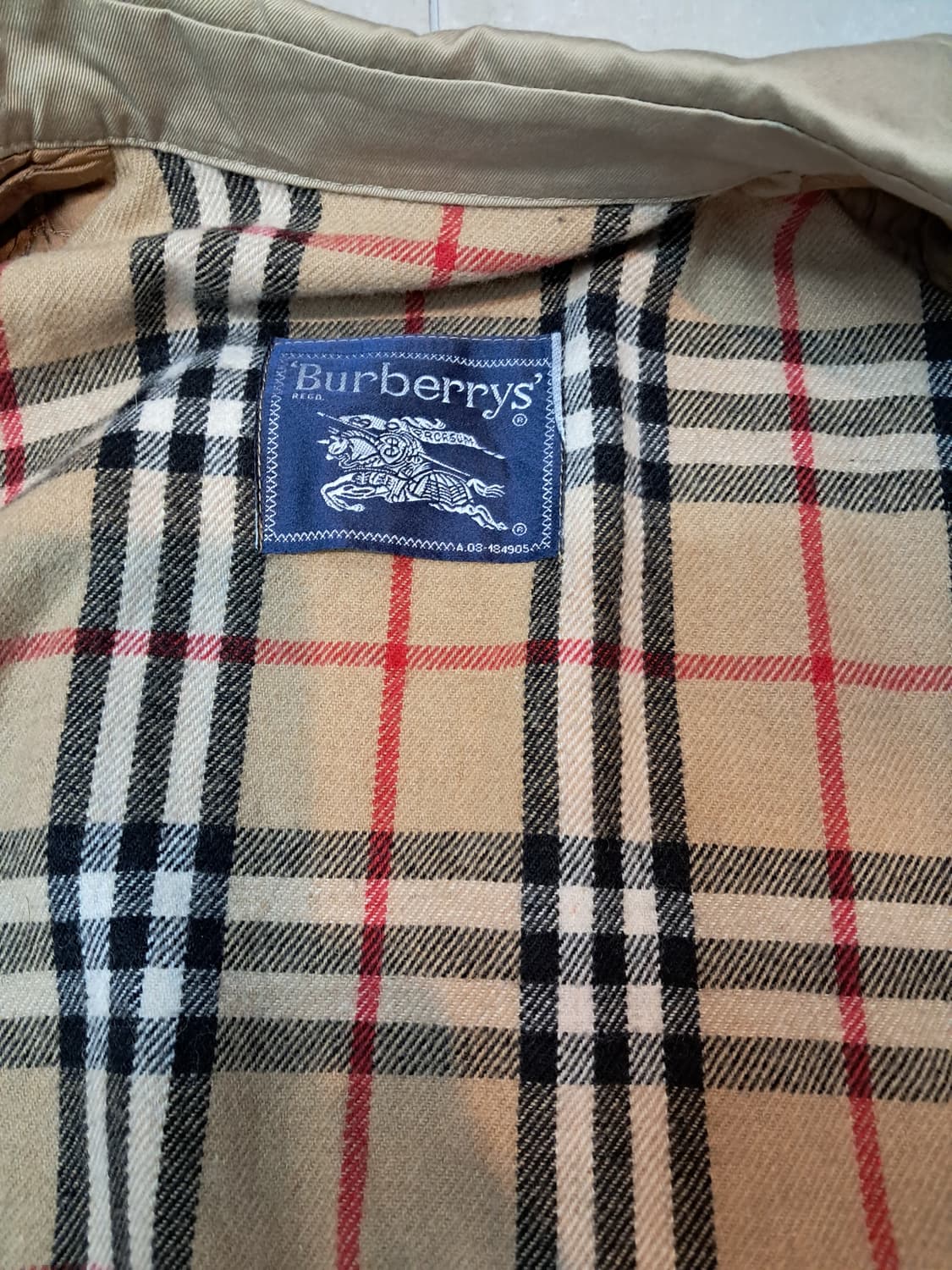 버버리 베이지색 자켓 (정품) 상품이미지4