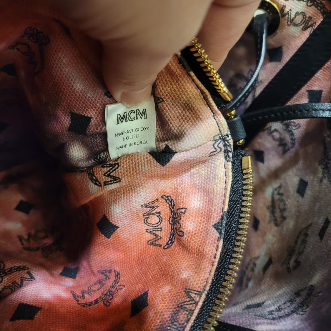 MCM 리버시블 비세토스 쇼퍼백 상품이미지7