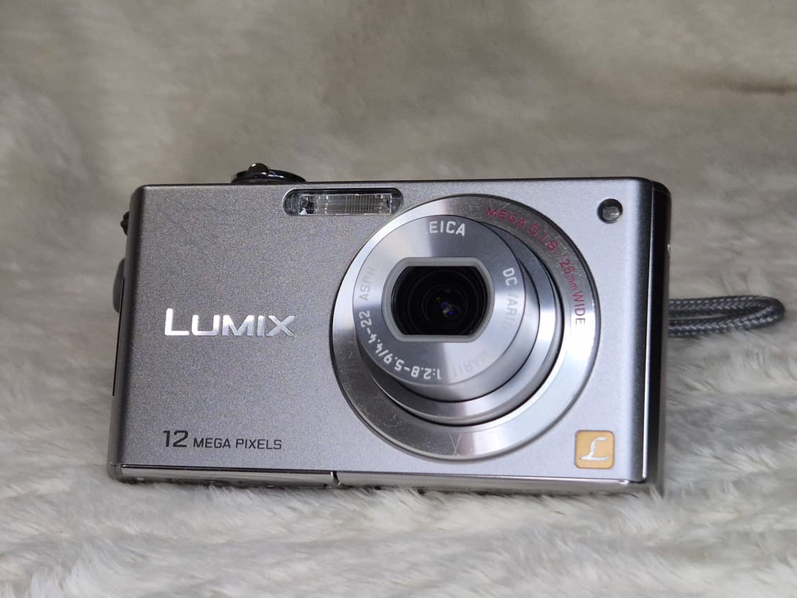📸 Panasonic LUMIX DMC-FX40 실버 판매합니다 상품이미지1