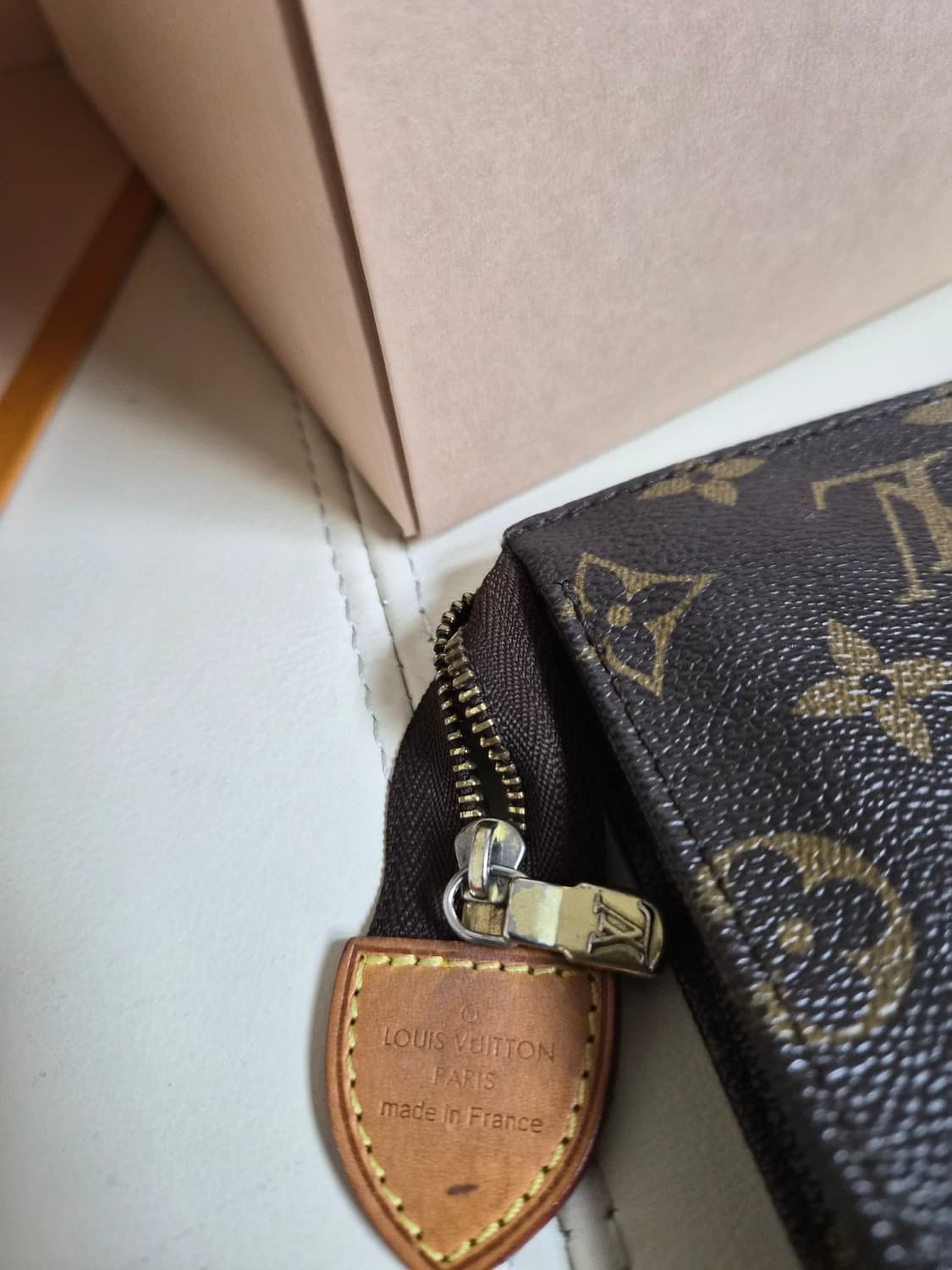 루이비통 정품 클러치  상품이미지3
