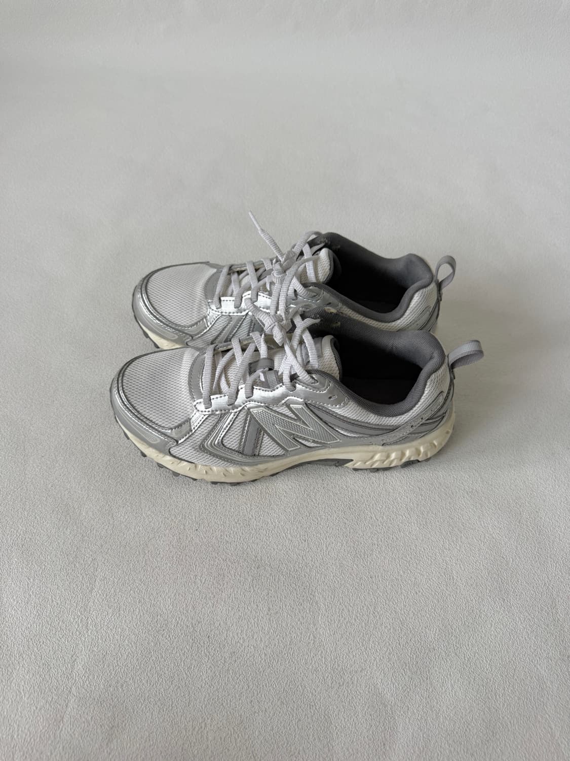 [250]뉴발란스(new balance) 올 터레인 실버 상품이미지4