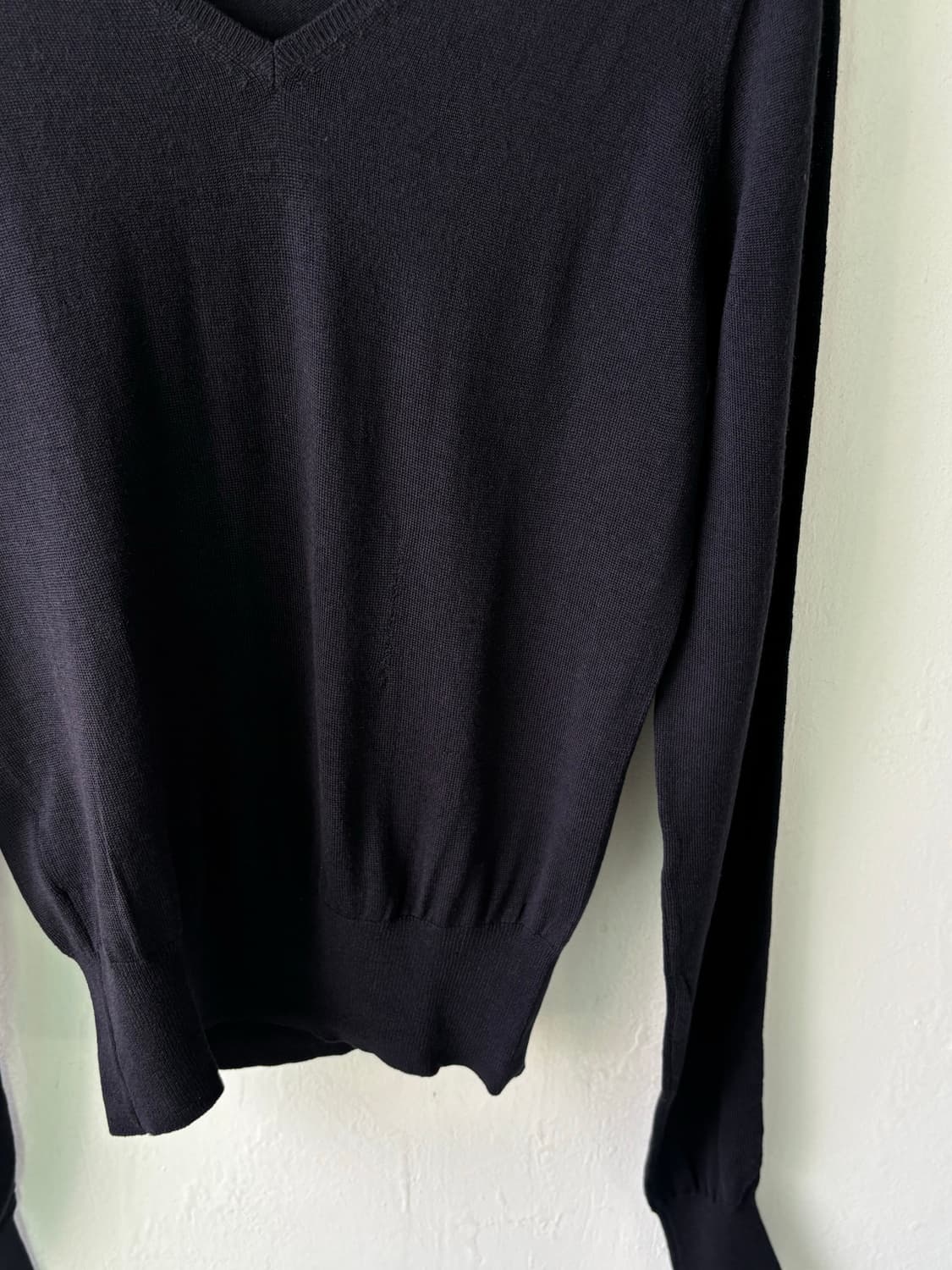 프라다 90s 엑스트라 파인 브이넥 스웨터 상품이미지7