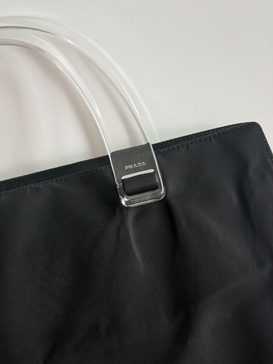 프라다 나일론 클리어 핸들 토트백 상품이미지7