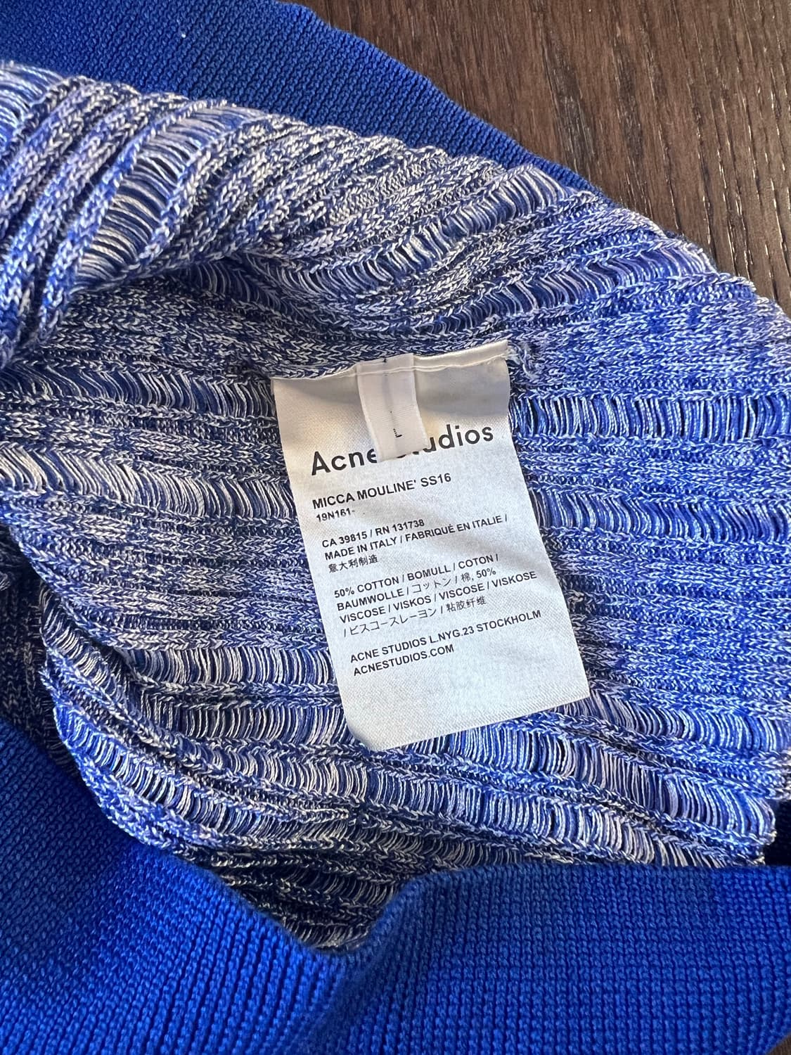 아크네 슬리브리스 상품이미지3