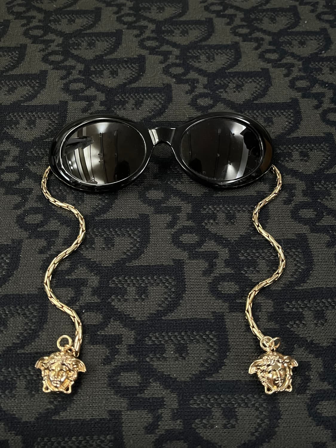 90s Versace Medusa Chain Arm Shade 상품이미지4