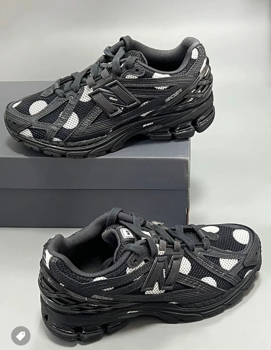 뉴발란스 1906R 폴카 닷 블랙 240  상품이미지1