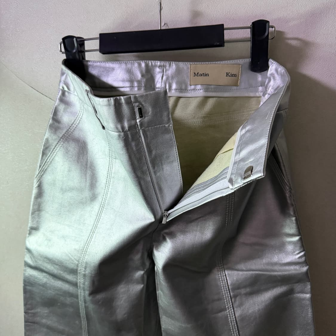 마뗑킴 여성 실버 레더 팬츠 S (55-66정도) 상품이미지8