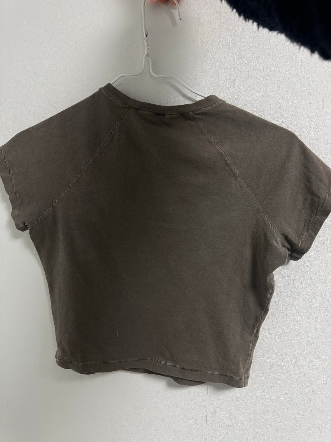 Skims 크롭반팔티 xs 상품이미지3