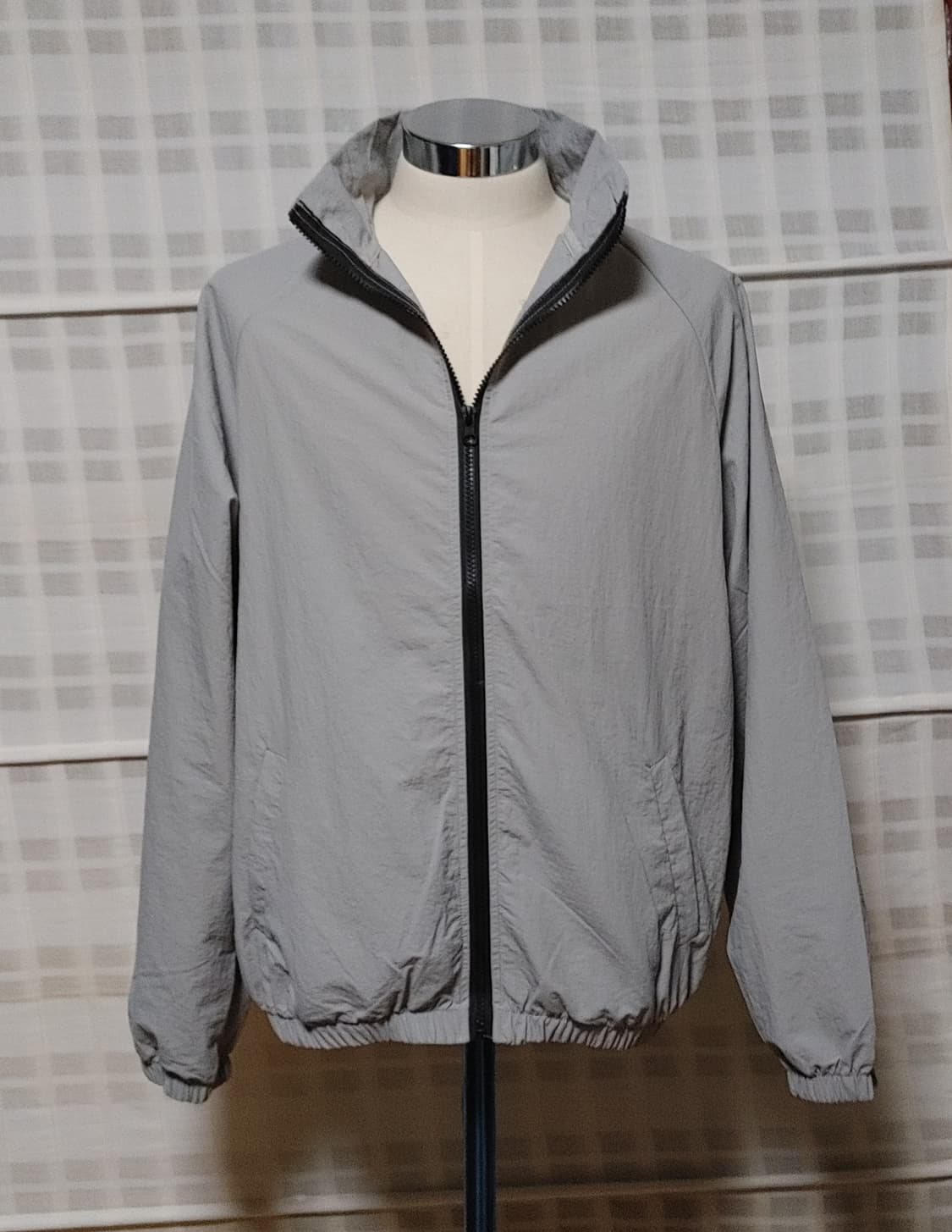 (새상품) RODENTY 그레이 바람막이 M (95~100) 상품이미지4