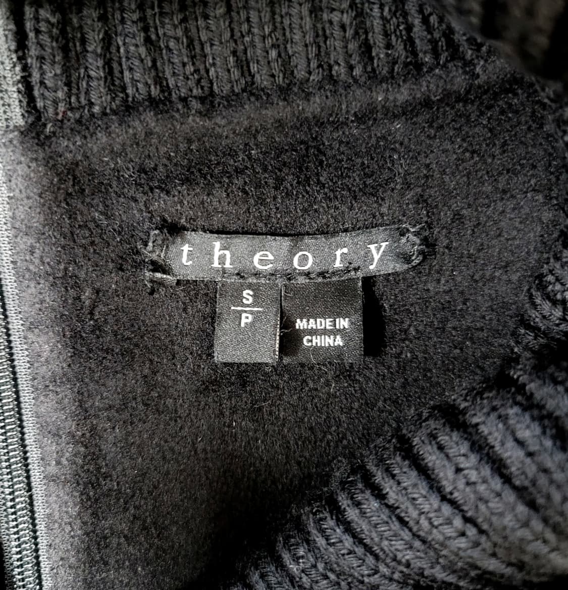 띠어리 핸드메이드 캐시미어 터틀넥 니트 상품이미지5