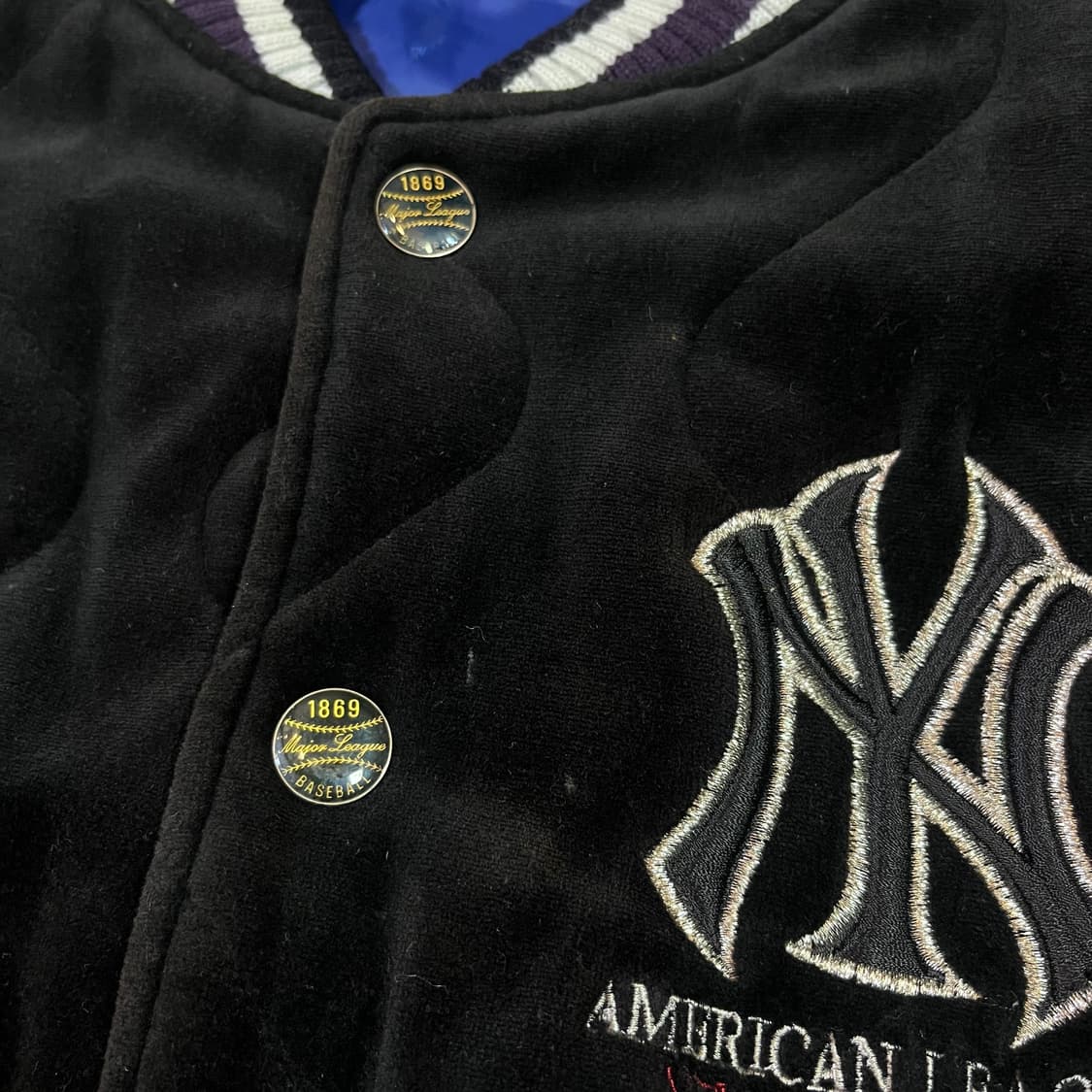 MLB 엠엘비 뉴욕양키스 벨벳 스타디움 자켓 상품이미지6