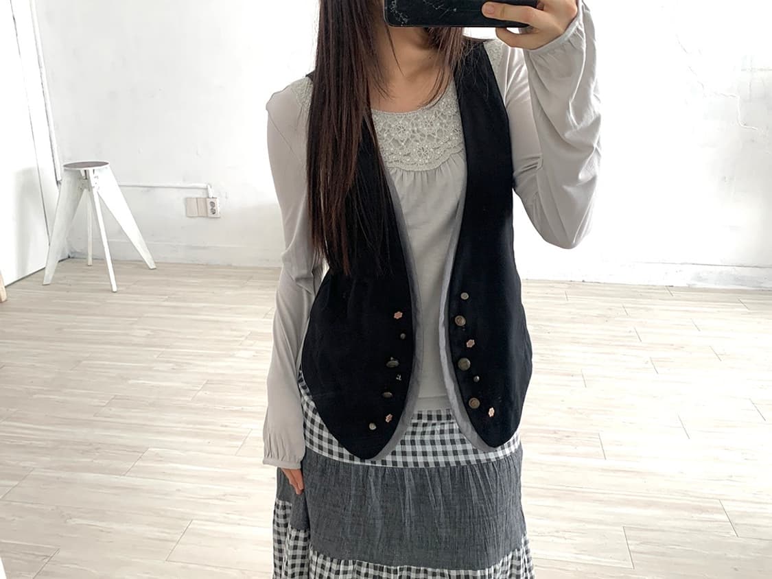 Layered Button Detail Vest 상품이미지3