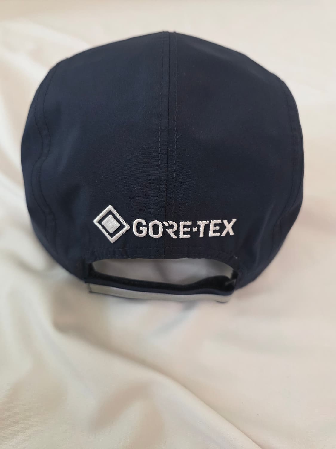 슈프림 고어텍스 캠프캡 네이비 상품이미지2