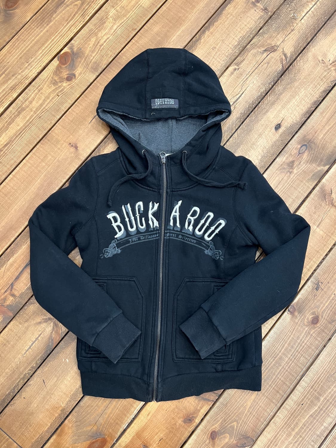 버카루 블랙 패치 후드집업 상품이미지6