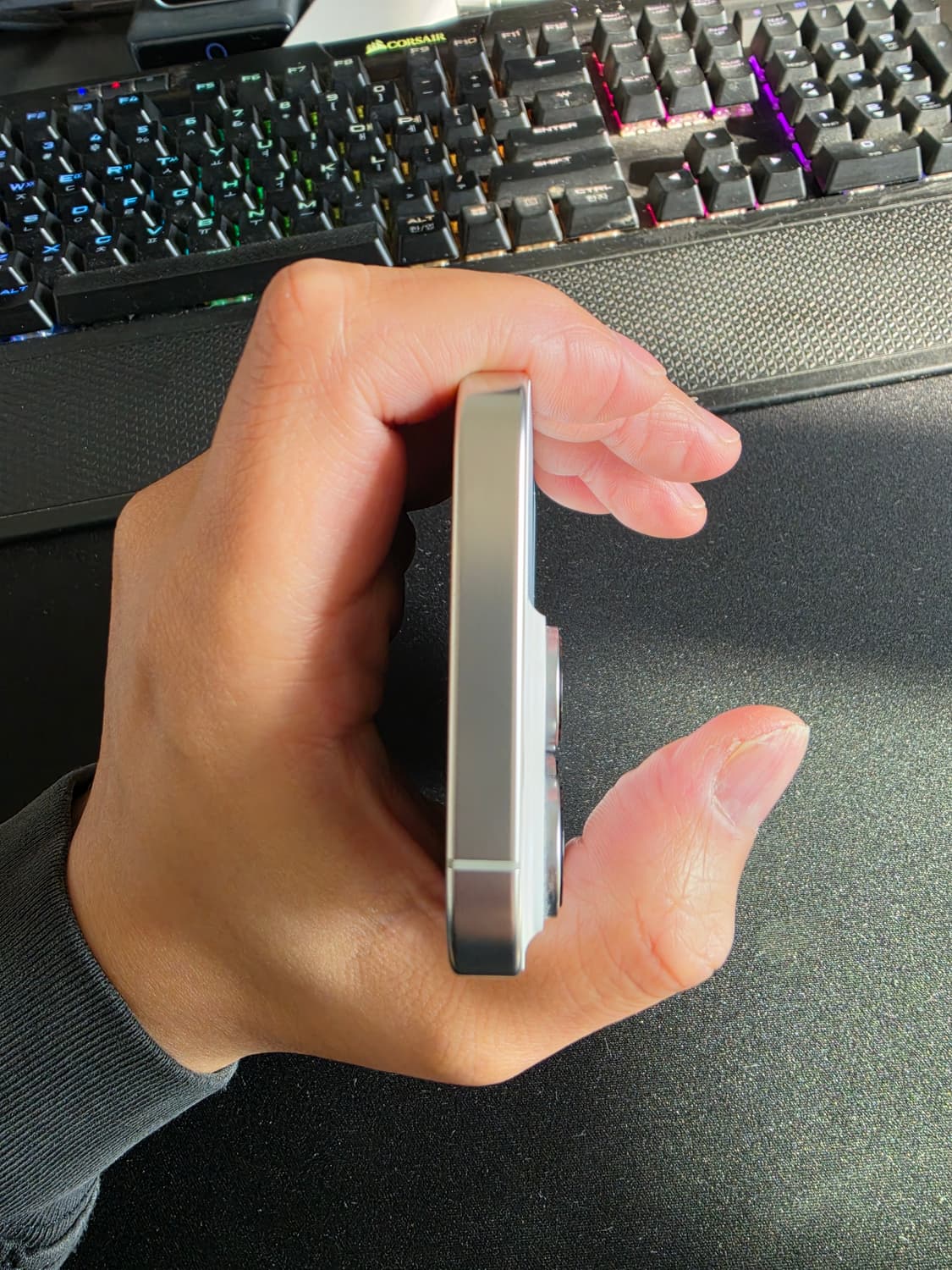 아이폰 16프로 화이트 256기가 s급(애캐플O) 상품이미지4