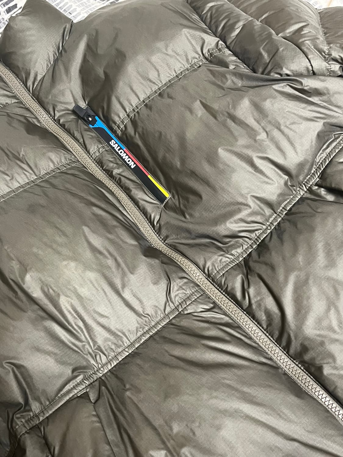 살로몬 컨투어 다운 자켓 카키 size M(상태 매우 좋음) 상품이미지3