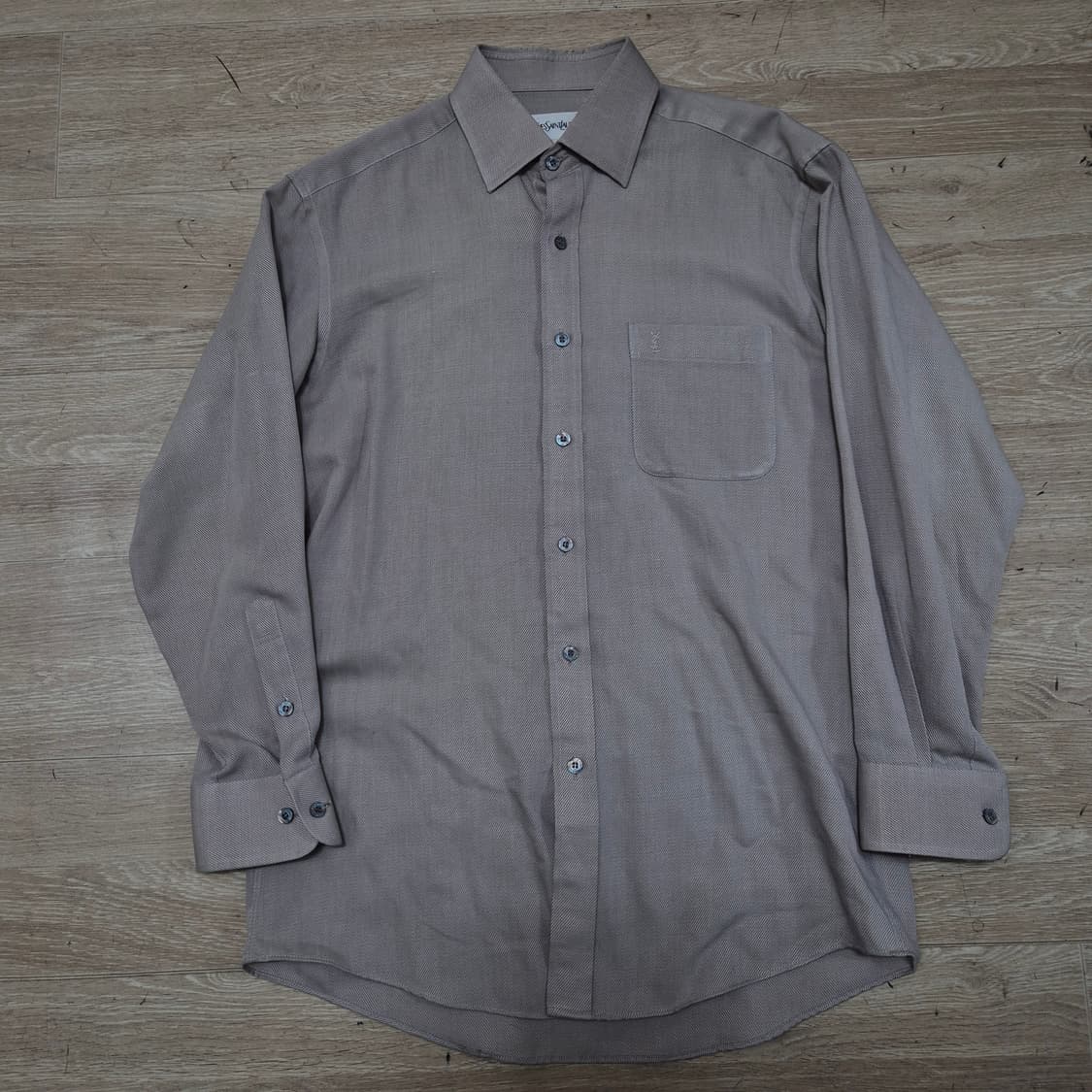 입생로랑 클래식 미니멀 포켓 솔리드 셔츠 S(90) 상품이미지1