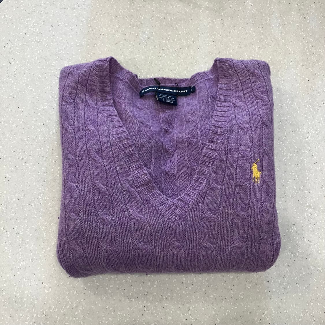 94 폴로 꽈배기 브이넥 니트 상품이미지1