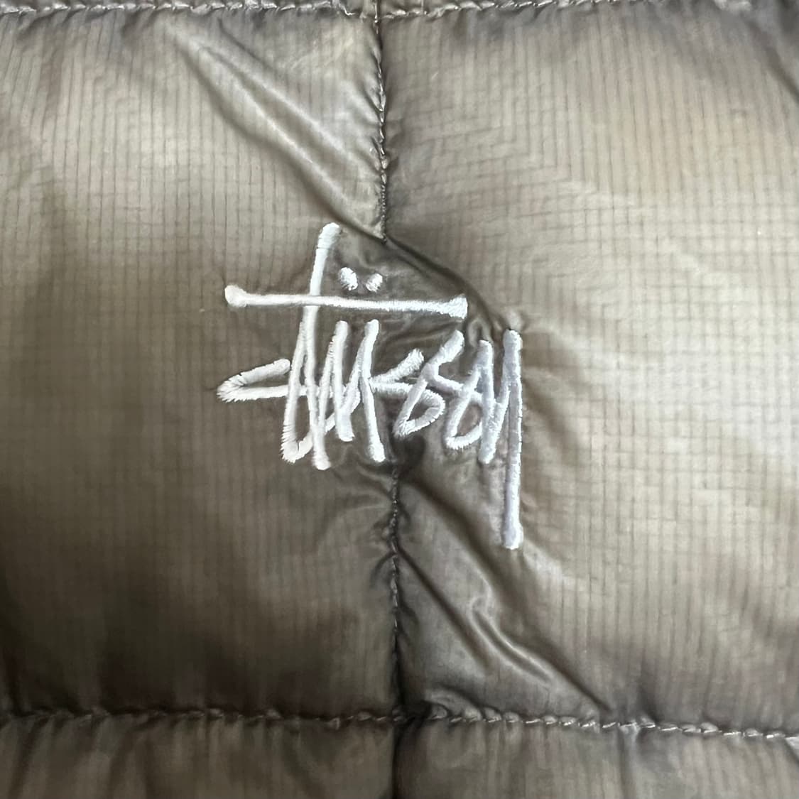 스투시 미드웨이트 푸퍼 토프 S 상품이미지3