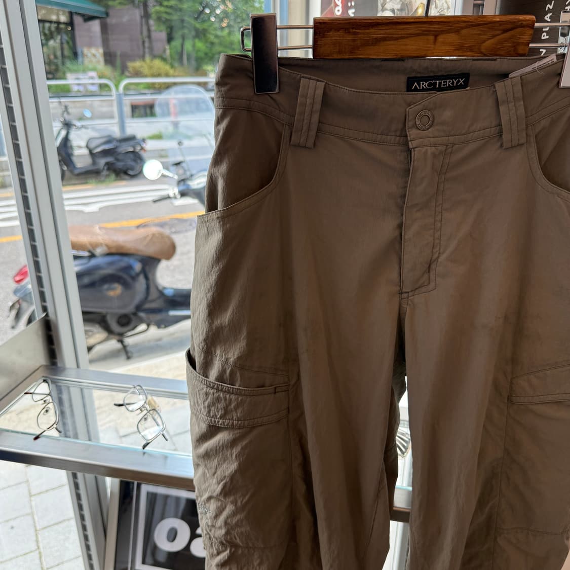아크테릭스 나일론 아웃도어 팬츠 상품이미지2